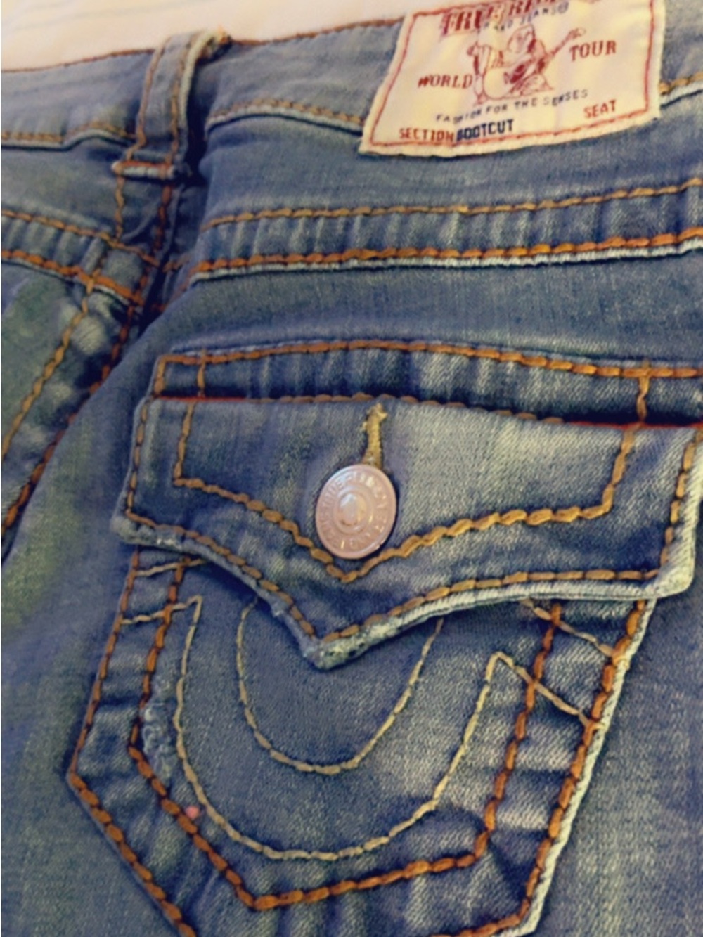 True Religion Women’s Light Blue Boot Cut Jeans with Contrast Stitching